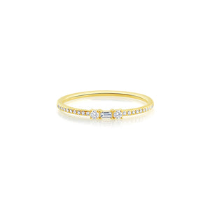 Baguette and Round Diamond Ring Yellow Gold